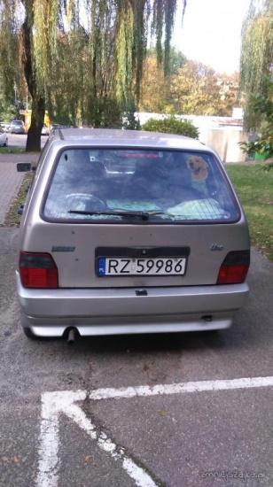 Sprzedam fiata uno 1.0 kat  opłacony i przegląd do 2017 w bdb sta
