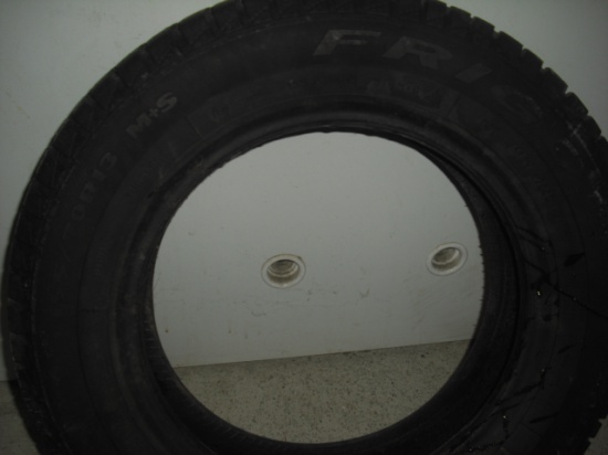 Opony Zimowe 155/70/ R13 PRAWIE JAK NOWE OKAZJA!!!!!!!!!! Polecam
