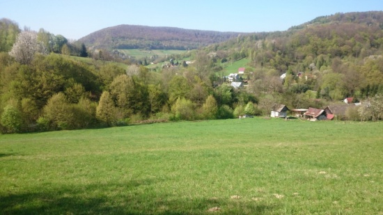DZIAŁKA BUDOWLANA Okolice SOLINY, Bieszczady Powierzchnia: 44 ary